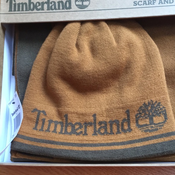 Timberland Hat & Scarf Reversible Tan & Green One Size Fits All Men/Women NWT - Picture 2 of 3